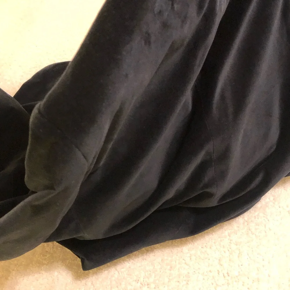 Banana republic velvet sports coat, black, EUC - Picture 2 of 13